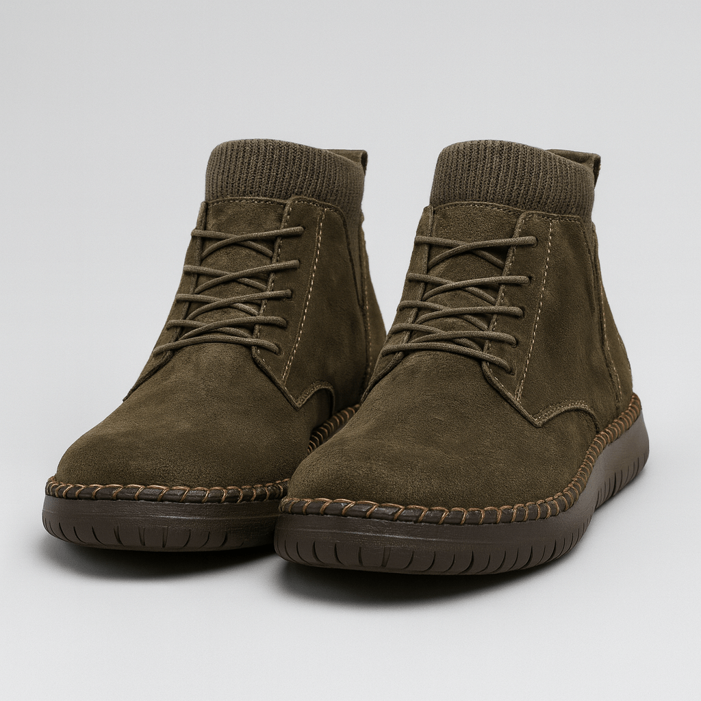 Soviska | Zamszowe botki z elastycznymi wstawkami-Męskie buty zimowe-Soviska-Beżowy z futerkiem-38-Soviska